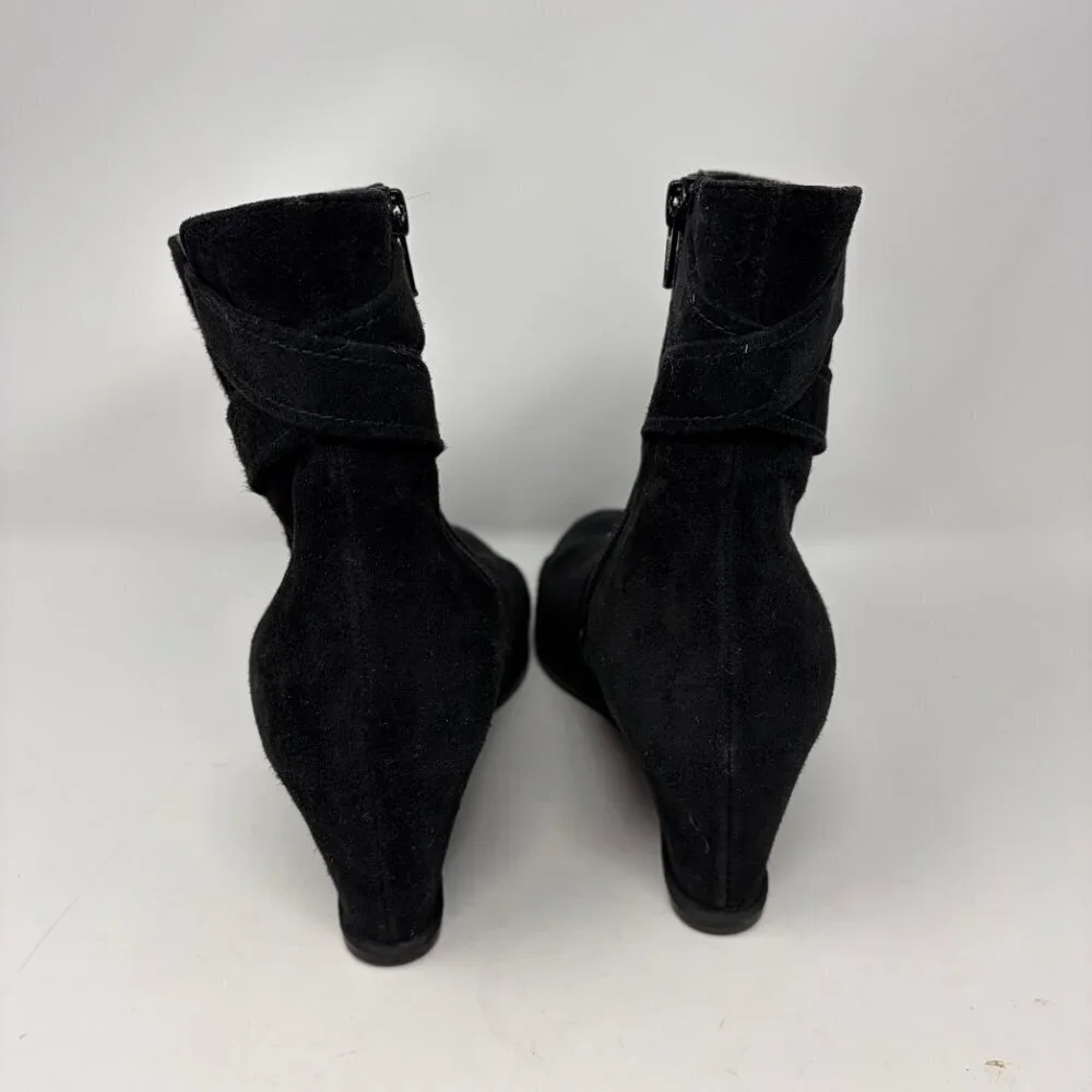 Stuart Weitzman women's suede Fitness wedges 8.5 M black ankle booties
